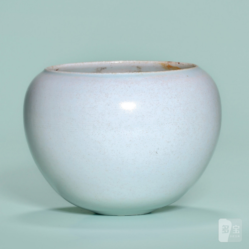 明 白釉蛋壳形钵